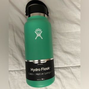 Hydro Flask 32 oz. Wide Mouth Bottle (NWT) 💚